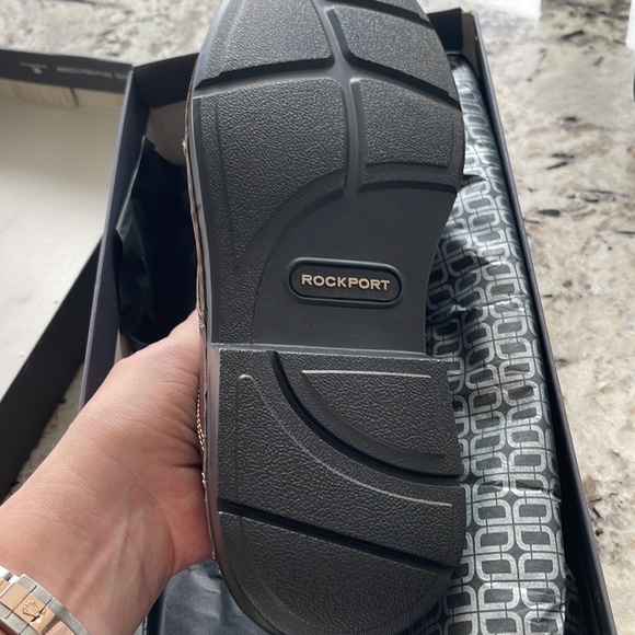 Rockport NEW* comes with box - Picture 3 of 4